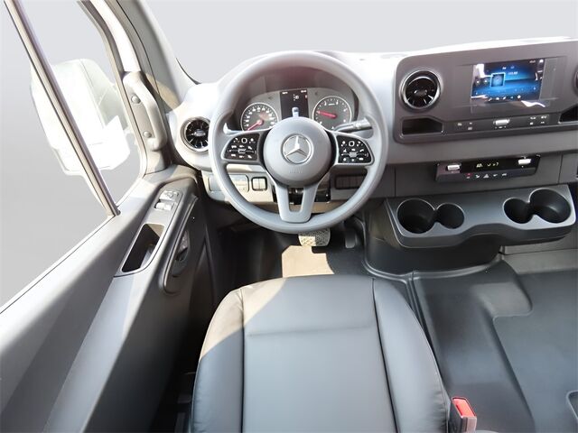 2024 Mercedes-Benz Sprinter 2500 Cargo 144 WB Merriam KS