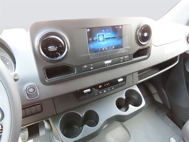 2024 Mercedes-Benz Sprinter 2500 Cargo 144 WB Merriam KS