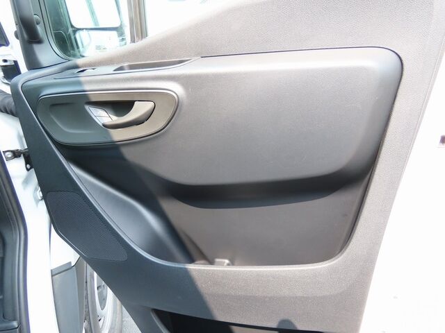 2024 Mercedes-Benz Sprinter 2500 Cargo 144 WB Merriam KS