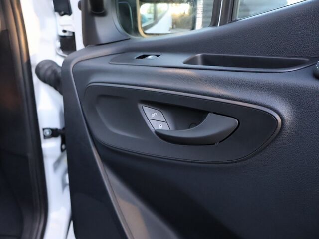 2024 Mercedes-Benz Sprinter 2500 Cargo 170 WB Merriam KS