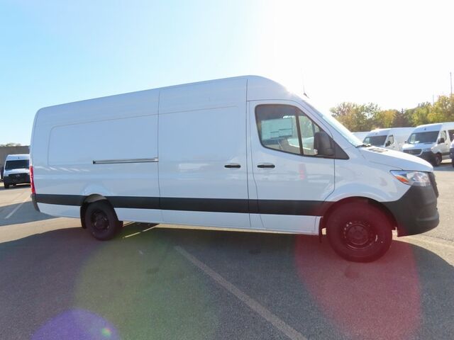 2024 Mercedes-Benz Sprinter 2500 Cargo 170 WB Merriam KS