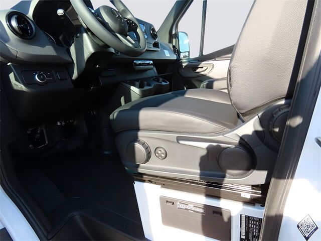 2024 Mercedes-Benz Sprinter 2500 Cargo 170 WB Merriam KS
