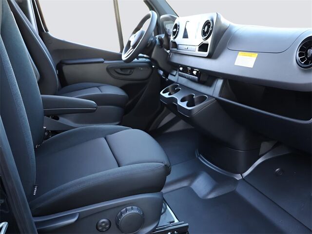 2024 Mercedes-Benz Sprinter 2500 Cargo 170 WB Merriam KS