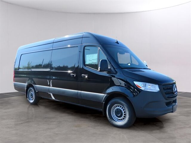 2024 Mercedes-Benz Sprinter 2500 Cargo 170 WB Merriam KS