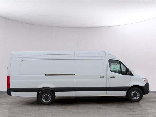 2024 Mercedes-Benz Sprinter 2500 Cargo 170 WB Merriam KS