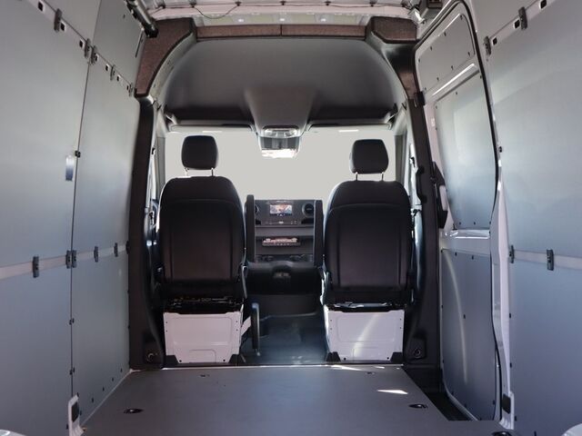 2024 Mercedes-Benz Sprinter 2500 Cargo 170 WB Merriam KS