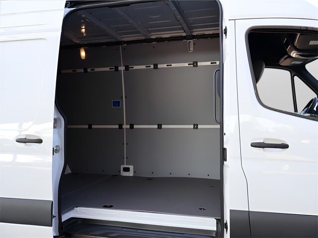 2024 Mercedes-Benz Sprinter 2500 Cargo 170 WB Merriam KS