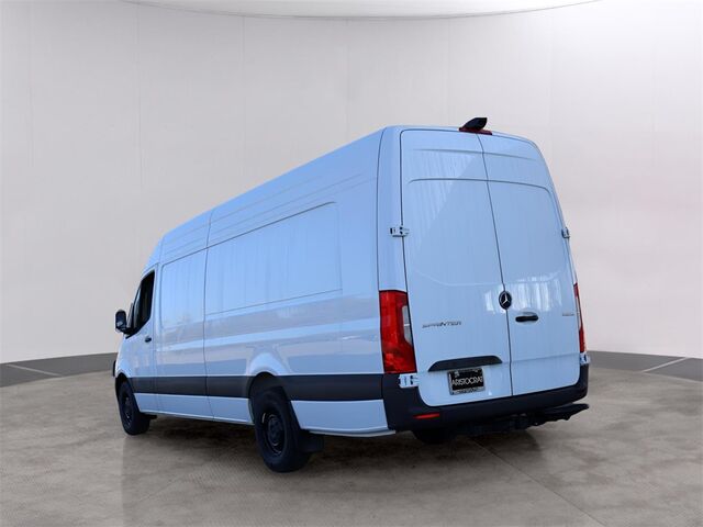 2024 Mercedes-Benz Sprinter 2500 Cargo 170 WB Merriam KS