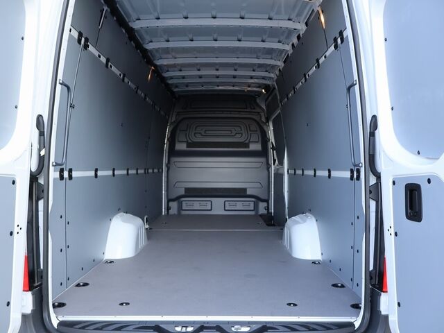 2024 Mercedes-Benz Sprinter 2500 Cargo 170 WB Merriam KS