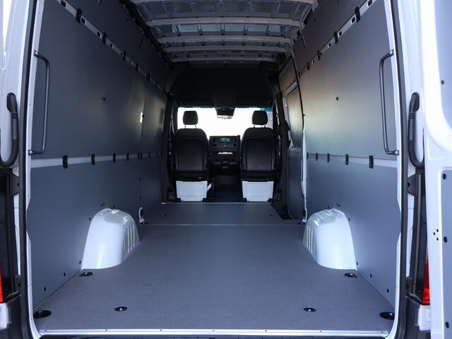 2024 Mercedes-Benz Sprinter 2500 Cargo 170 WB Merriam KS