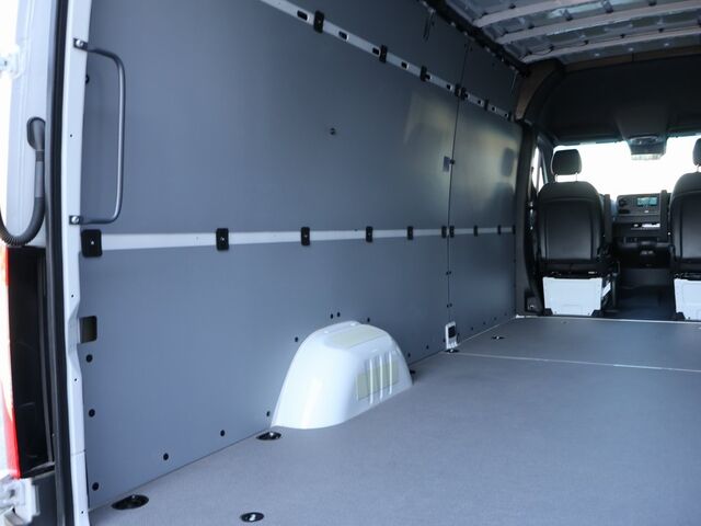 2024 Mercedes-Benz Sprinter 2500 Cargo 170 WB Merriam KS