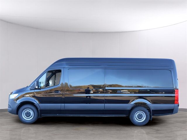 2024 Mercedes-Benz Sprinter 2500 Cargo 170 WB Merriam KS