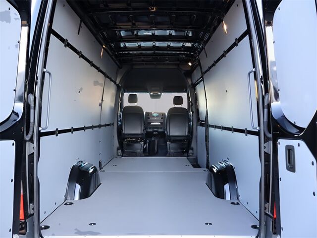 2024 Mercedes-Benz Sprinter 2500 Cargo 170 WB Merriam KS