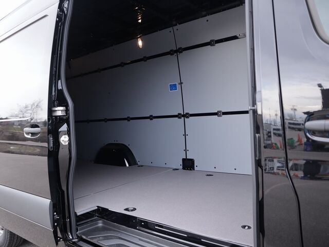 2024 Mercedes-Benz Sprinter 2500 Cargo 170 WB Merriam KS