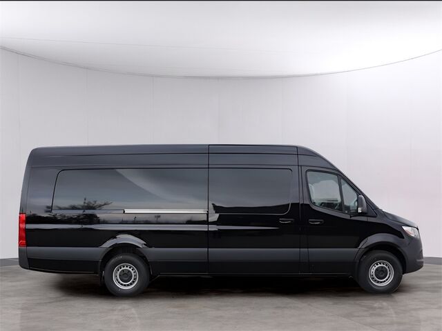2024 Mercedes-Benz Sprinter 2500 Cargo 170 WB Merriam KS