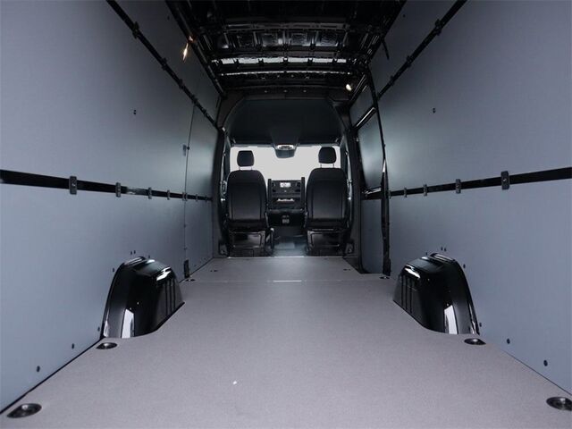 2024 Mercedes-Benz Sprinter 2500 Cargo 170 WB Merriam KS
