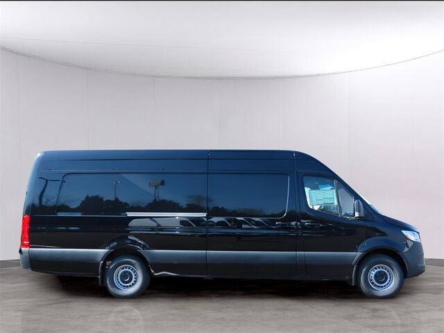2024 Mercedes-Benz Sprinter 2500 Cargo 170 WB Merriam KS