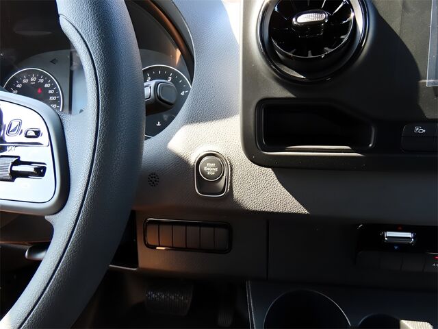 2024 Mercedes-Benz Sprinter 2500 Cargo 170 WB Merriam KS