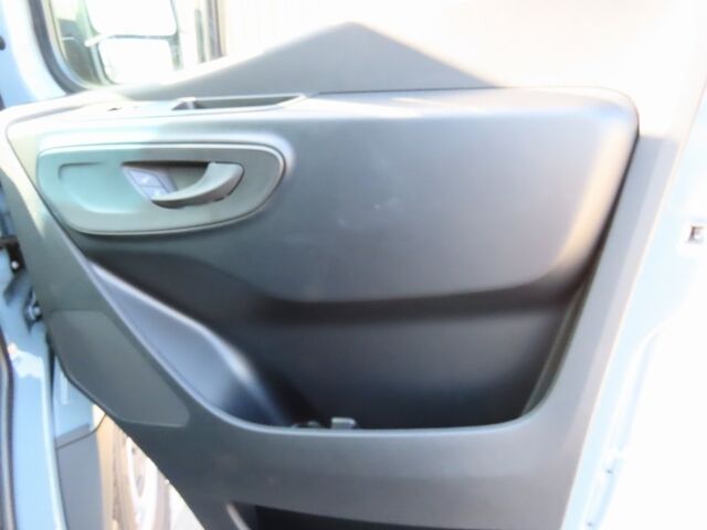 2024 Mercedes-Benz Sprinter 2500 Cargo 170 WB Merriam KS
