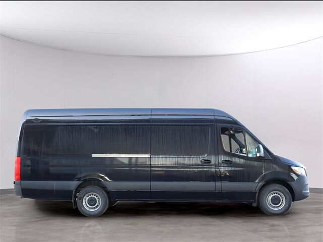 2024 Mercedes-Benz Sprinter 2500 Cargo 170 WB Merriam KS