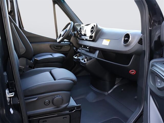 2024 Mercedes-Benz Sprinter 2500 Cargo 170 WB Merriam KS