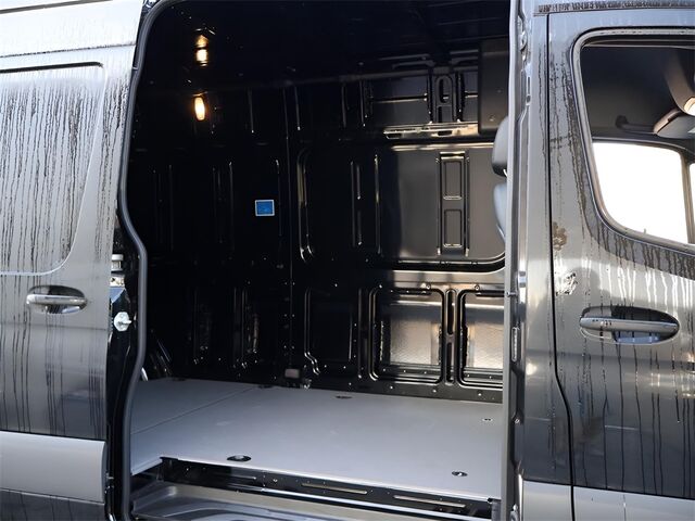 2024 Mercedes-Benz Sprinter 2500 Cargo 170 WB Merriam KS