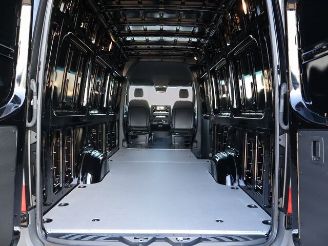 2024 Mercedes-Benz Sprinter 2500 Cargo 170 WB Merriam KS