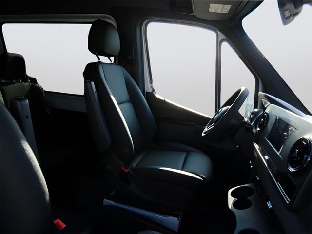 2024 Mercedes-Benz Sprinter 2500 Crew 144 WB Merriam KS