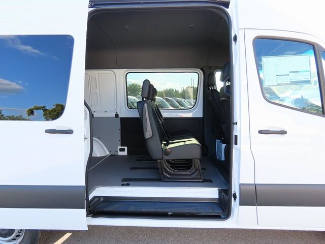 2024 Mercedes-Benz Sprinter 2500 Crew 144 WB Merriam KS