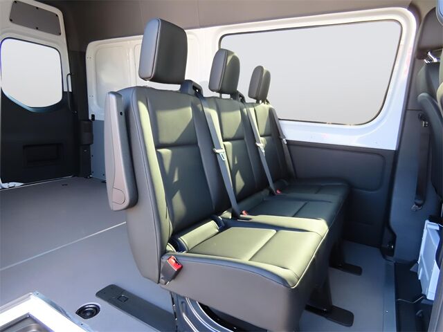 2024 Mercedes-Benz Sprinter 2500 Crew 144 WB Merriam KS