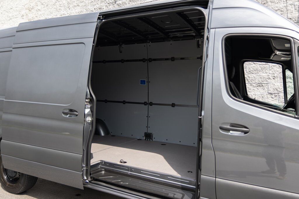 2024 Mercedes-Benz Sprinter 2500 Crew 170 WB Kenosha WI
