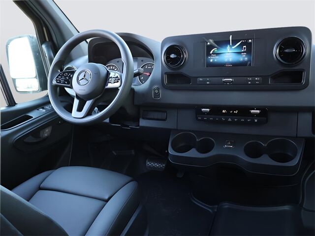 2024 Mercedes-Benz Sprinter 2500 Passenger 144 WB Merriam KS
