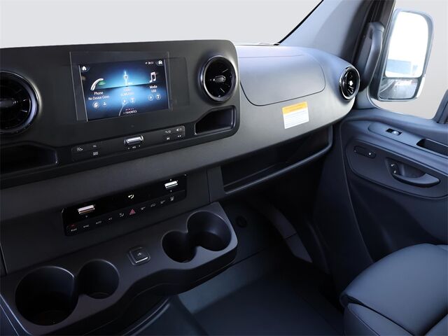 2024 Mercedes-Benz Sprinter 2500 Passenger 144 WB Merriam KS