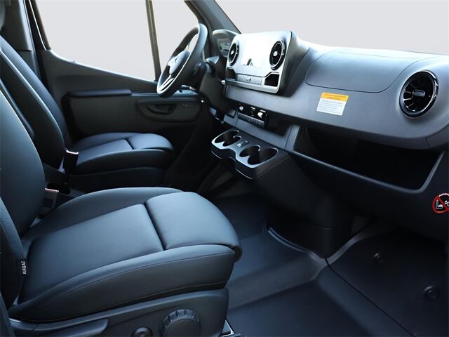 2024 Mercedes-Benz Sprinter 2500 Passenger 144 WB Merriam KS
