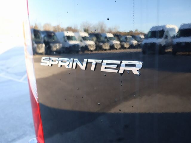 2024 Mercedes-Benz Sprinter 2500 Passenger 144 WB Merriam KS