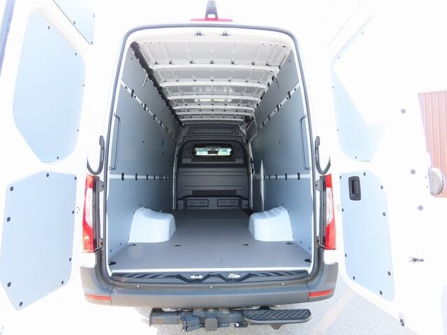 2024 Mercedes-Benz Sprinter 3500 Cargo 170 WB Merriam KS