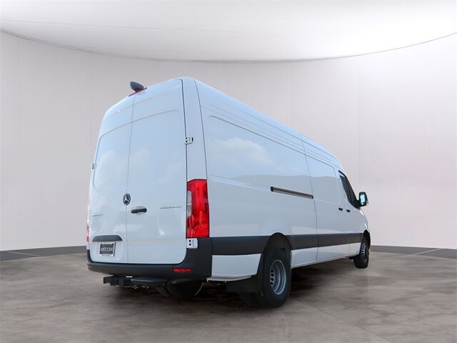 2024 Mercedes-Benz Sprinter 3500 Cargo 170 WB Merriam KS