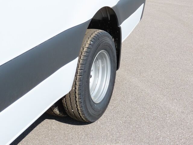 2024 Mercedes-Benz Sprinter 3500 Cargo 170 WB Merriam KS