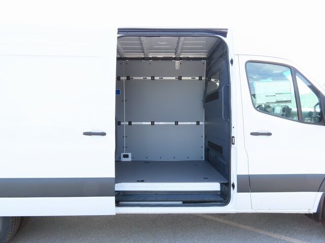 2024 Mercedes-Benz Sprinter 3500 Cargo 170 WB Merriam KS