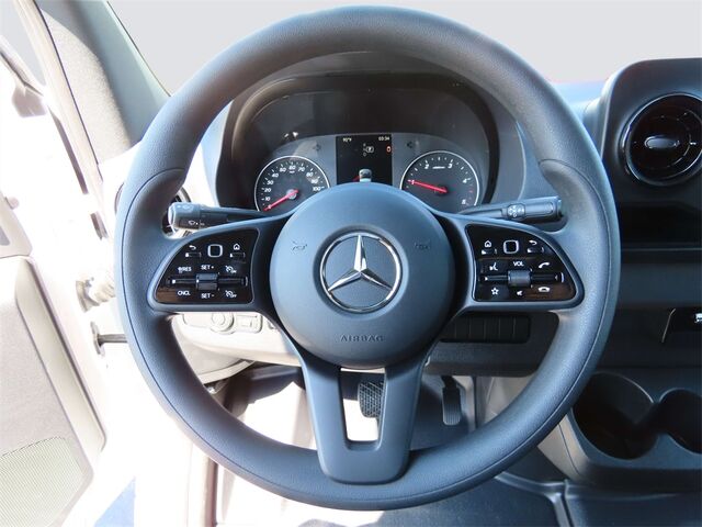 2024 Mercedes-Benz Sprinter 3500 Cargo 170 WB Merriam KS