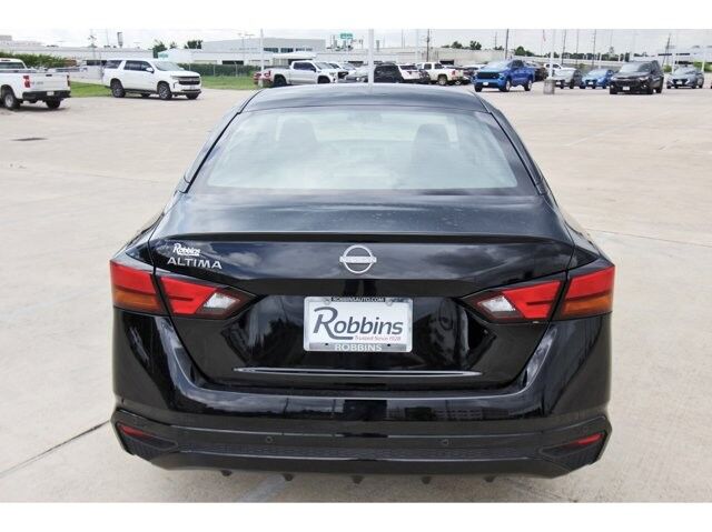 2024 Nissan Altima 2.5 S