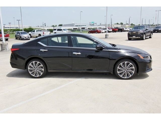 2024 Nissan Altima 2.5 SL