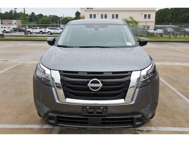 2024 Nissan Pathfinder S