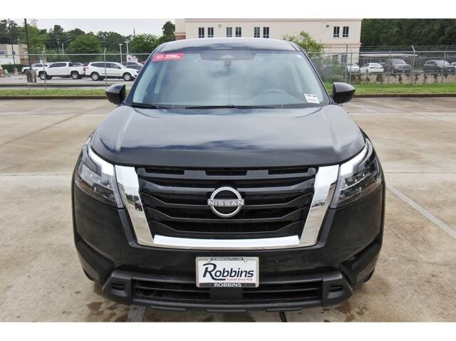 2024 Nissan Pathfinder S