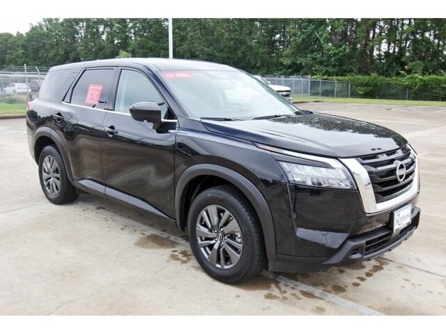 2024 Nissan Pathfinder S