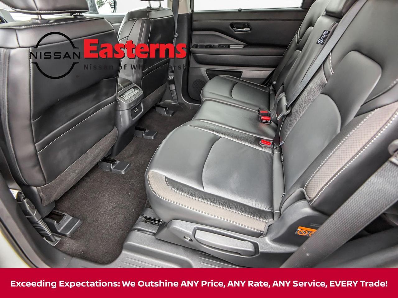 2024 Nissan Pathfinder SL White Marsh MD