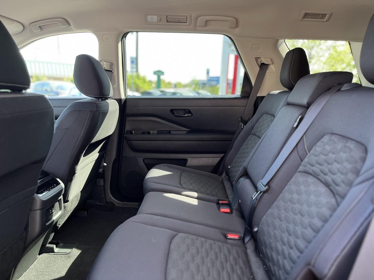 2024 Nissan Pathfinder SV Glen Burnie MD