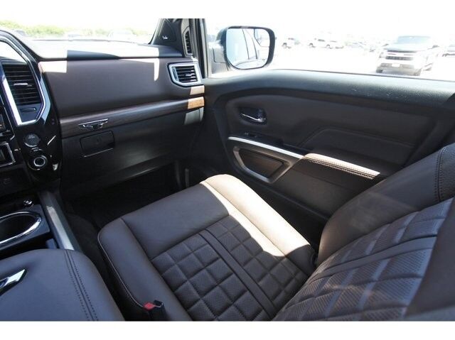 2024 Nissan Titan Platinum Reserve
