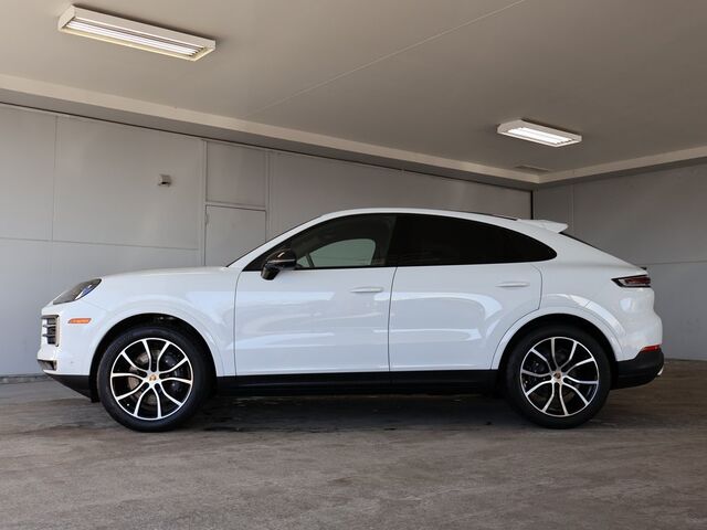2024 Porsche Cayenne Coupe Merriam KS