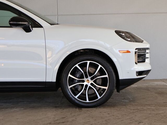 2024 Porsche Cayenne Coupe Merriam KS